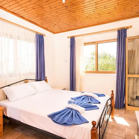 Ferienhaus Tropical Paradise Agia Napa